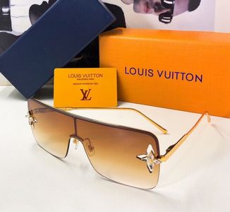 Louis Vuitton Sunglasses 1627